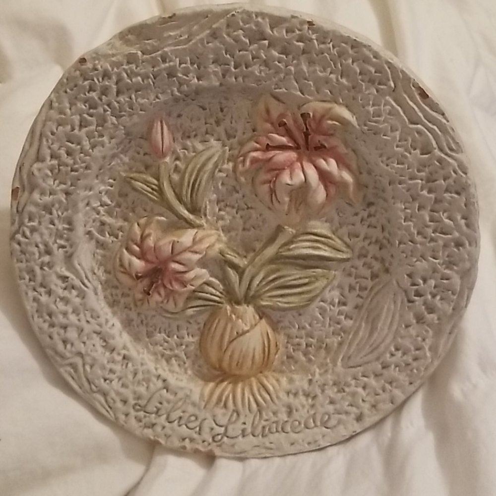 Decorative Flowered Plate with Lily Script Phrase